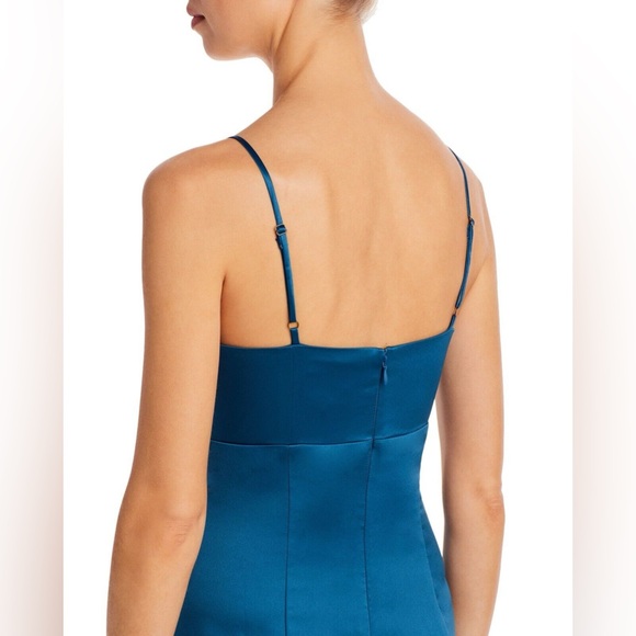 NWT Aqua Women’s Blue Ruffle Hi-Low Midi Satin Formal Dress XS - Picture 4 of 5